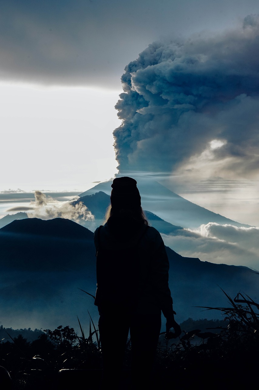 亞撥火山的神秘壯觀之旅